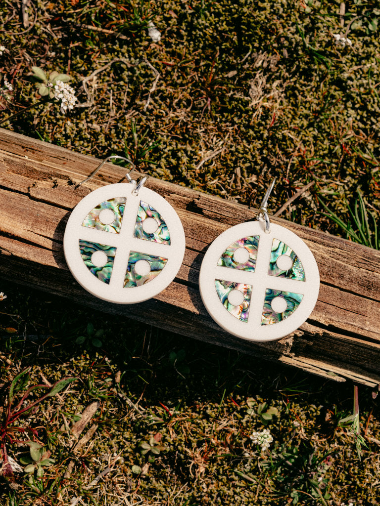 Protector Shield White