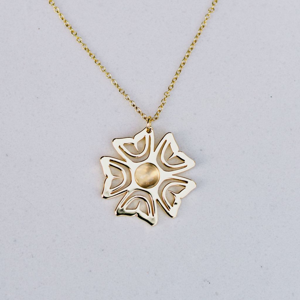 'Wild Rose Sovereign Necklace - PRE ORDER