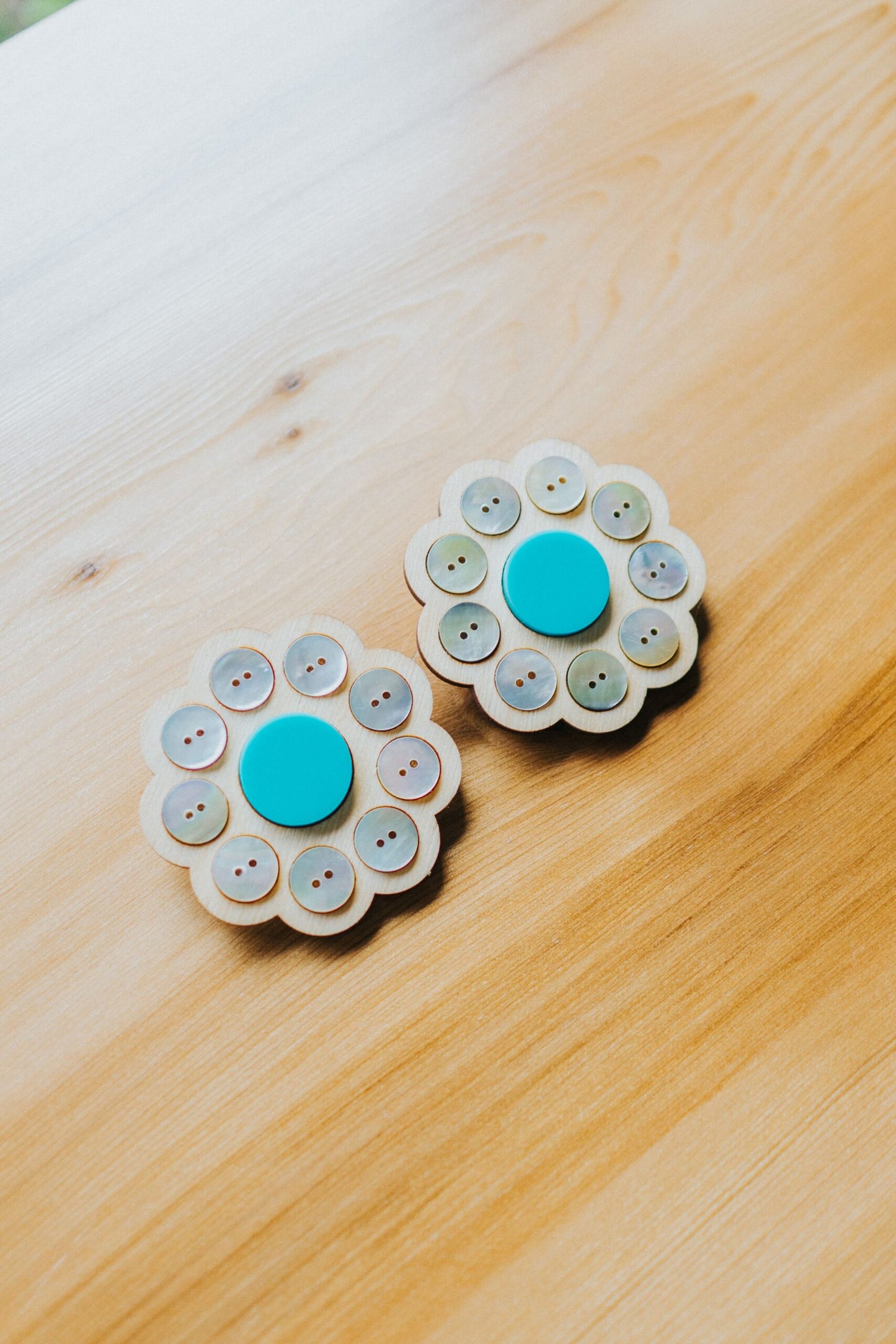 Turquoise-Button-Blanket-Flowers-166