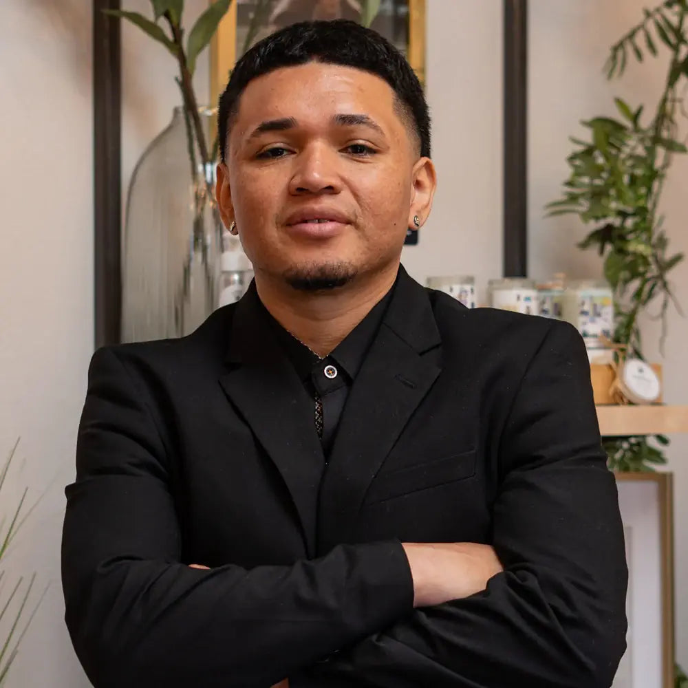 Mike from the team at Copper Canoe Woman, expert in jewelry crafting