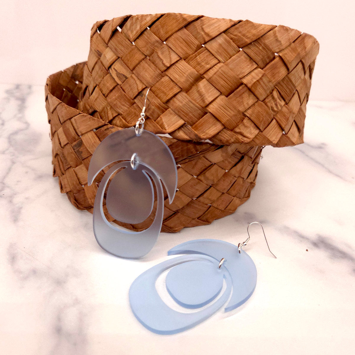Aligned Form Earring