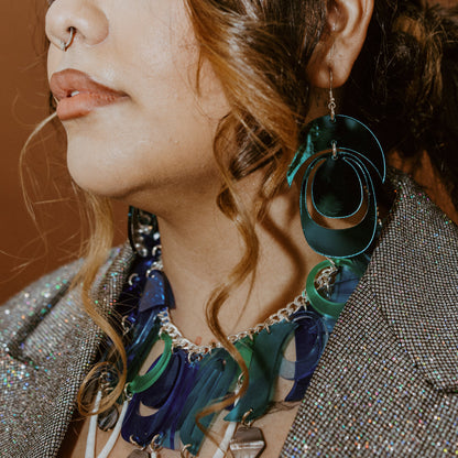 Aligned Form Earring