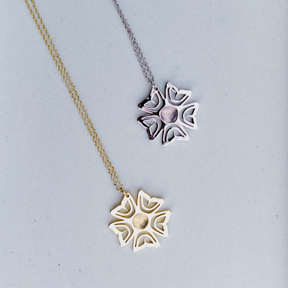 'Wild Rose Sovereign Necklace - PRE ORDER